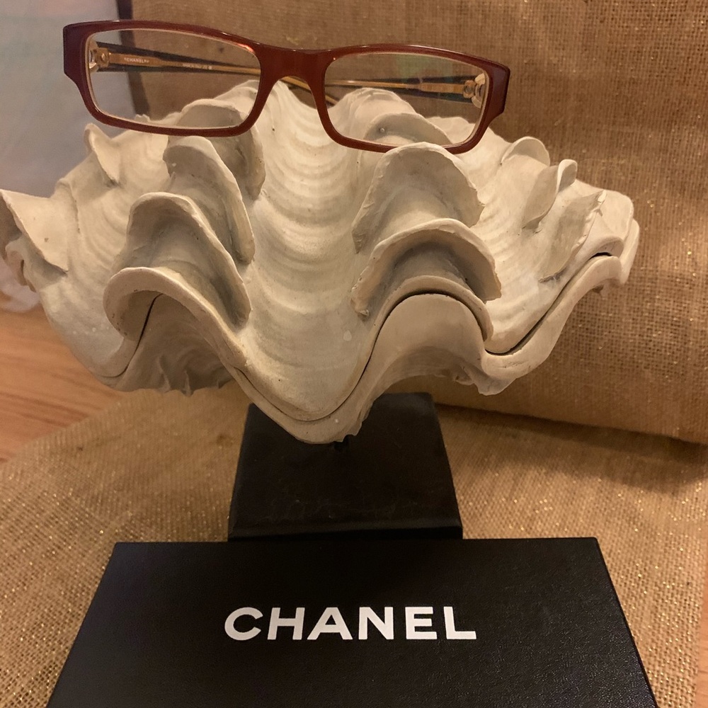 CHANEL glasses